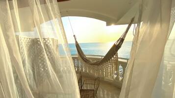 Standard Quadruple Room, Multiple Beds, Balcony, Sea View | Terrace/patio