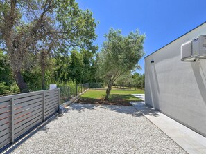 Exterior - Solis With Heated Pool (Liznjan)