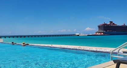 Over the top Penthouse Villa- Resorts World Bimini