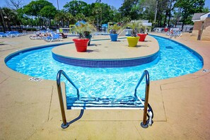 Una piscina techada, una piscina climatizada