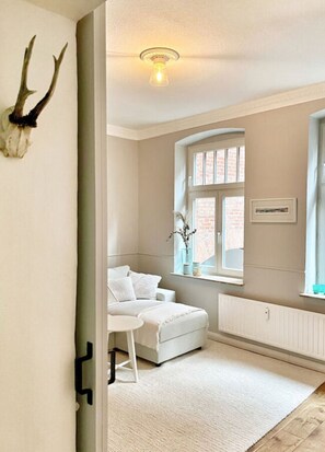 House | 2 bedrooms, iron/ironing board