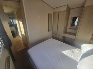 3 bedrooms