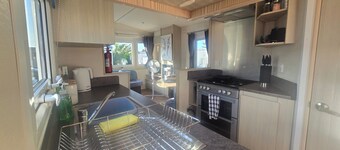Robinhood 3 Bed Standard Caravan