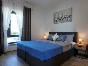 Villa | 3 soverom, individuelt innredet og strykejern/-brett