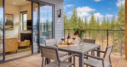 The Aerie Suites by AvantStay – Modern Comfort with Mountain Views