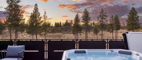 Private spa tub