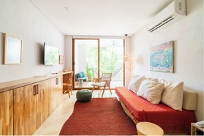 Apartment, 2 Bedrooms, Kitchen | Living area