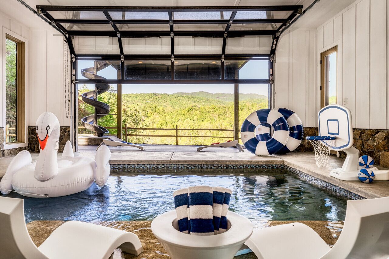 Innenpool, beheizter Pool