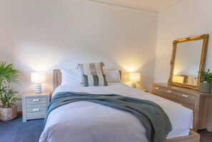 3 Schlafzimmer, Bügeleisen/Bügelbrett, kostenloses WLAN, Bettwäsche