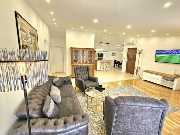 Mobile Home | Living area