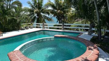 Alberca al aire libre