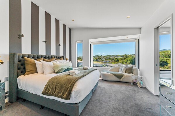 3 habitaciones, tabla de planchar con plancha y wifi gratis