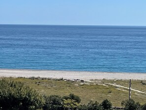 Beach - Apartment in front of the sea (Siderno)