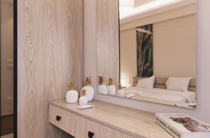 4 quartos, ferros/tábuas de passar roupa, Wi-Fi, roupa de cama