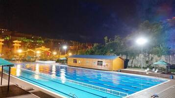 Alberca al aire libre