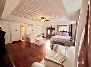 Interior - Tropical Treasure: 4 BR Oasis in the Hills of JA (Mandeville)