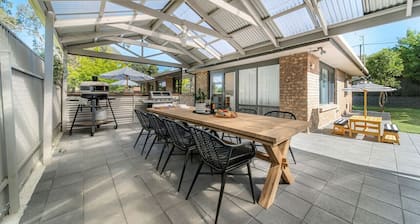 The Grape Escape~ Location & style on Shiraz Trail