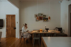 تناول الطعام