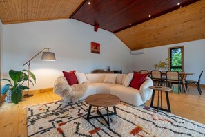 TV, fireplace - Wattle Hills~Fleurieu Farm Stay Retreat with Pool (Wattle Flat)