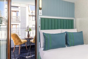 In-room safe, laptop workspace, blackout curtains, free WiFi - Santa Rio Gold Taxim (Istanbul)