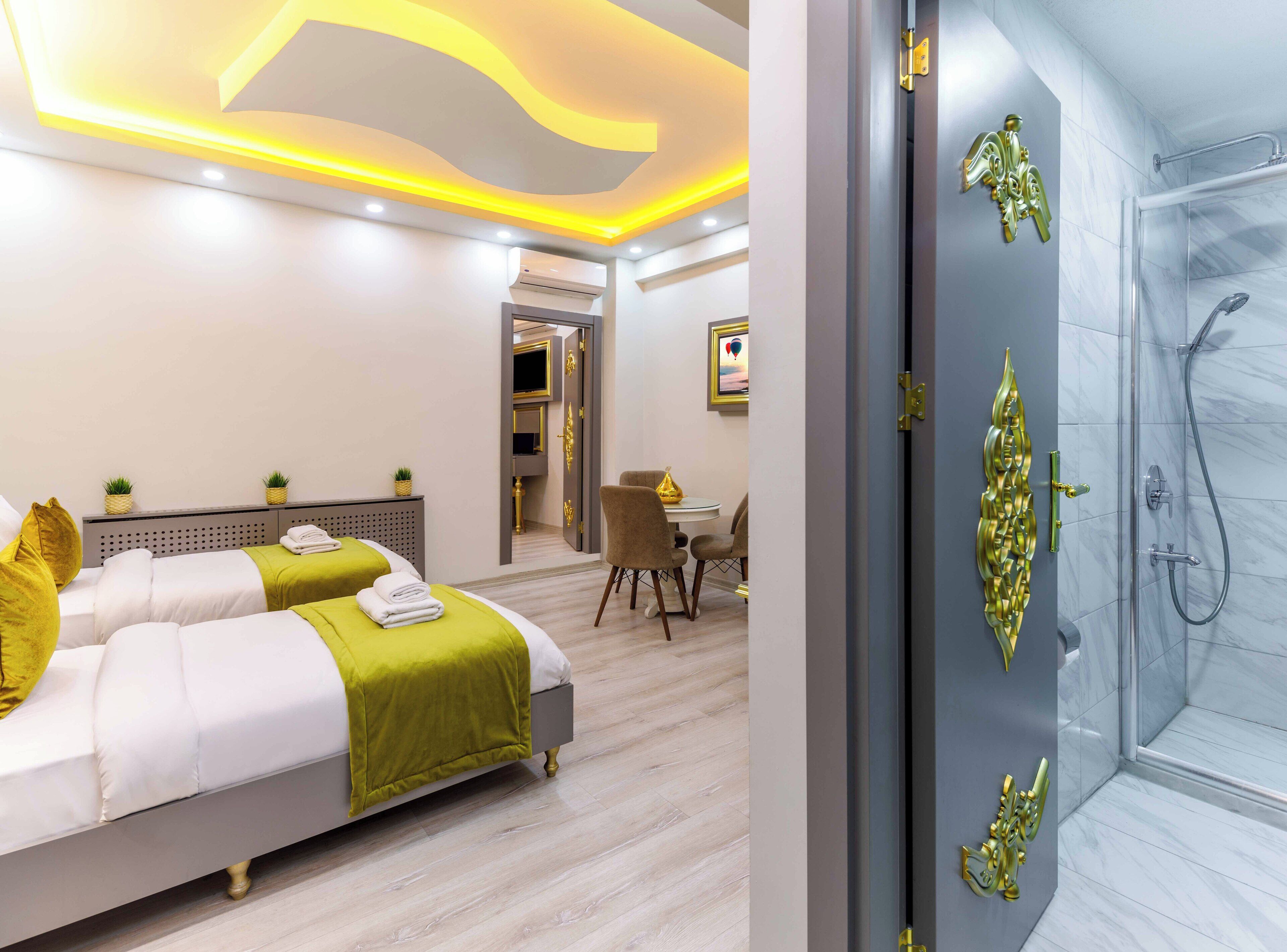 Junior Suite | In-room safe, laptop workspace, blackout drapes, free WiFi