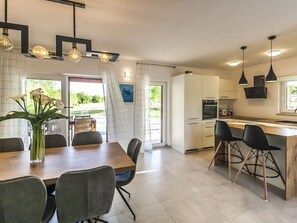 Villa | Private kitchen - House Andrijasi Comfortable Holiday Residence (Zminj)