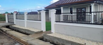 Unique Home Away From Home.  Smoke Free  Family Size Pool,  Cameras for safety.