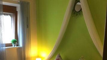 1 bedroom, individually furnished