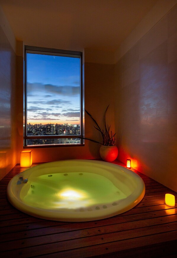 Interior - Luxury 2BR Apartment with Pool, Gym & Spa (Buenos Aires)