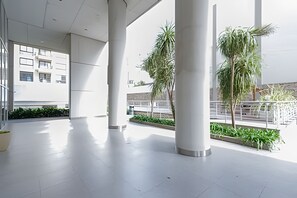 Property grounds - Perfect 1 BR in best Palermo Location Pool & Gym! (Buenos Aires)