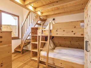 2 chambres, ameublement personnalisé