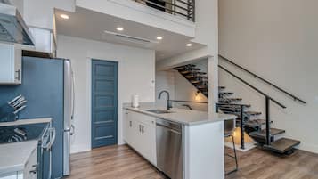Microwave, oven, dishwasher