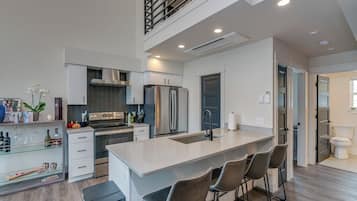 Microwave, oven, dishwasher