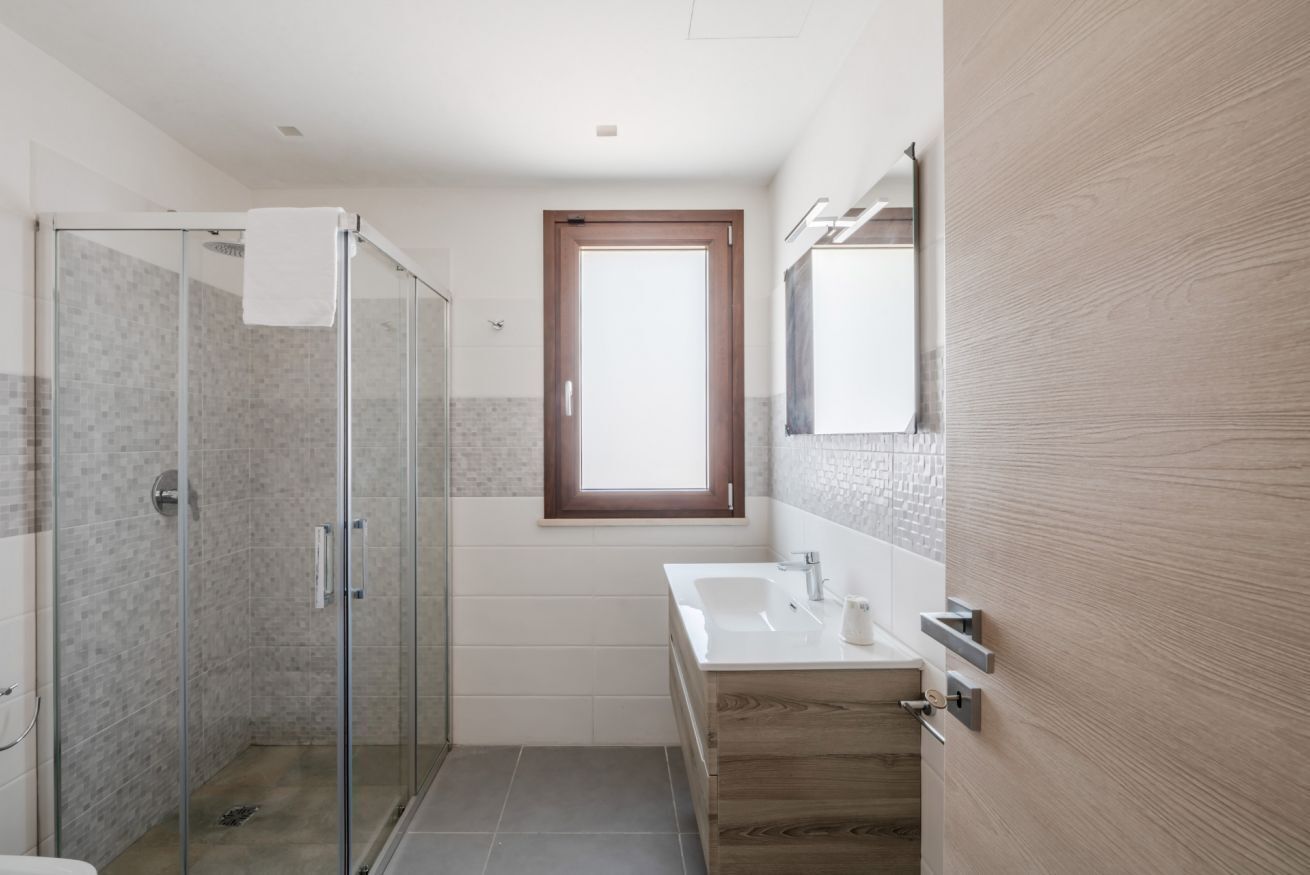 Doccia, asciugacapelli, bidet, asciugamani