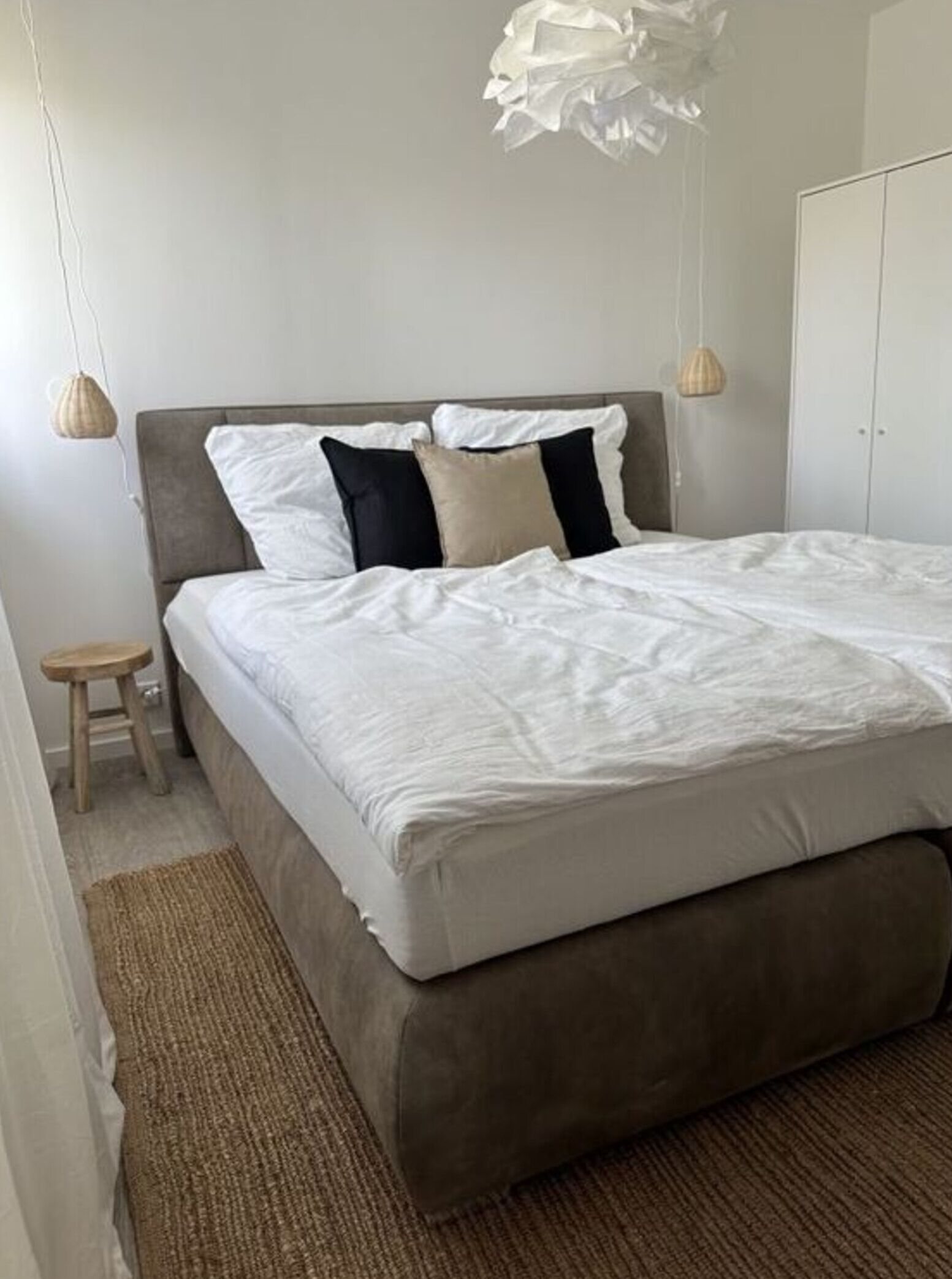 3 bedrooms, individually furnished