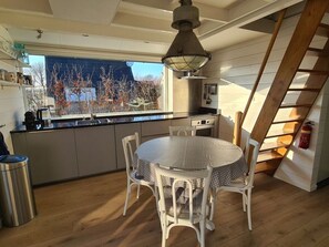 Dining - SP 31 Comfortable Holiday Residence (Callantsoog)