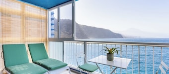 Home2Book Chic Oceanview Apartment, Mesa del Mar