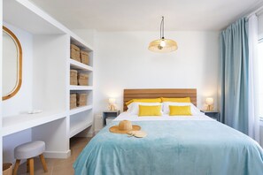 2 chambres, fer et planche à repasser, Wi-Fi, draps fournis