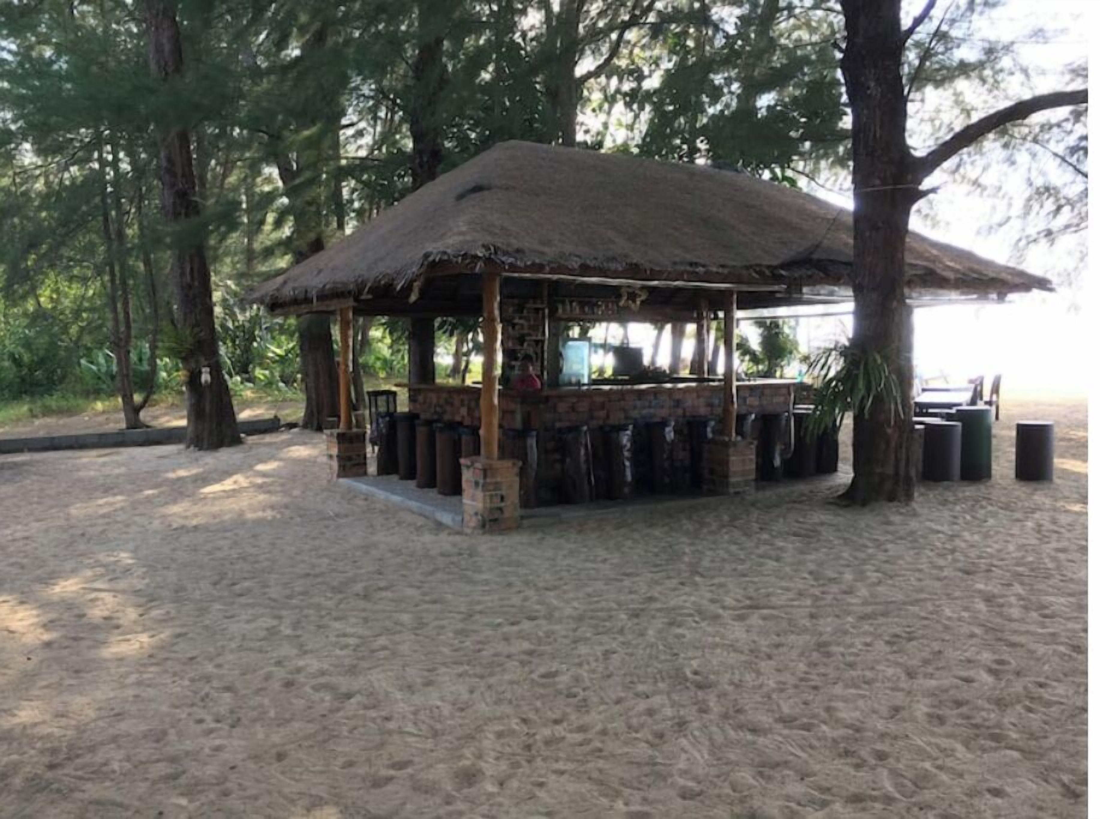 Beach bar