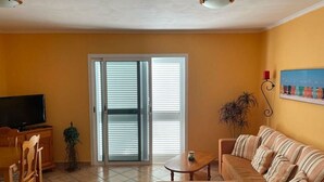 Unclassified image, 5 of 37, button - 1-bedroom Apartment (Pajara)