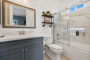 Kostenlose Toilettenartikel, Haartrockner