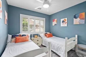 3 habitaciones y ropa de cama