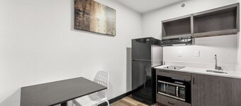 Efficiency Lodge - Forest Park