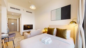 1 chambre, fer et planche à repasser, Wi-Fi gratuit, draps fournis