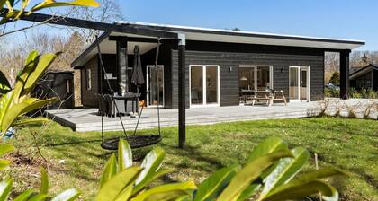 Cozy home in Ebeltoft with sauna