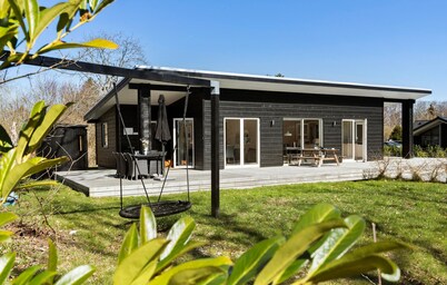 Cozy home in Ebeltoft with sauna