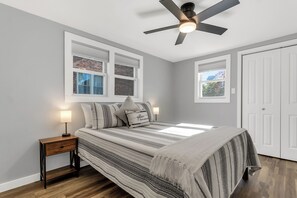 1 chambre, fer et planche à repasser, Wi-Fi, draps fournis