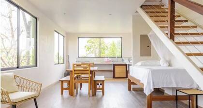 Spectacular Views Next to the Waterfall 2 Bedroom Apartment Sleeps 5, Montezuma