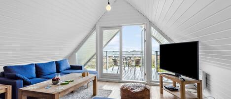 Fireplace, DVD player, foosball