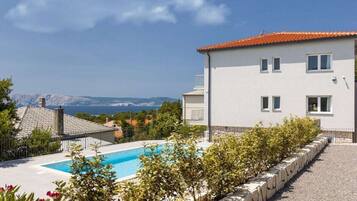 Villa | Pool | Outdoor pool